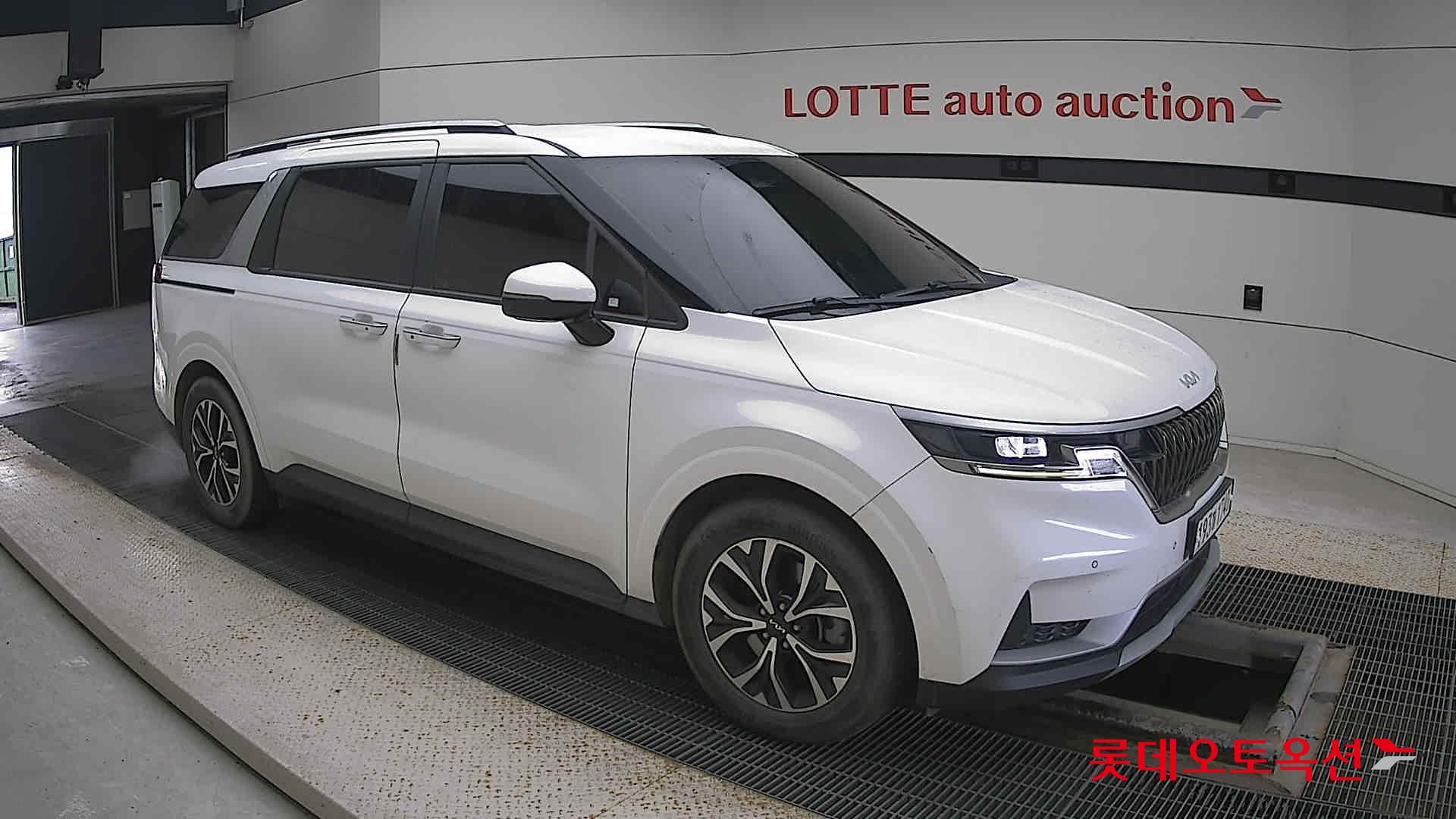 Kia Carnival id 3461964 из Кореи 16