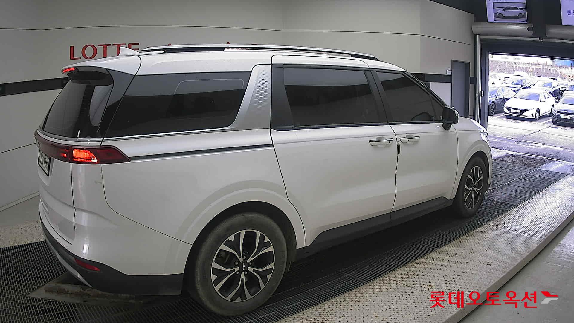 Kia Carnival id 3461964 из Кореи 19