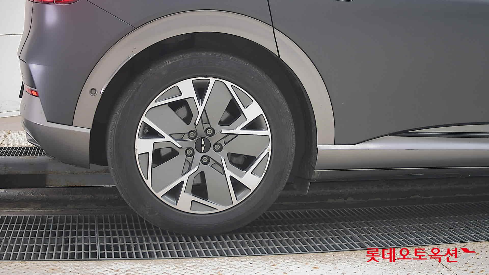 Hyundai GV60 id 3471602 из Кореи 24