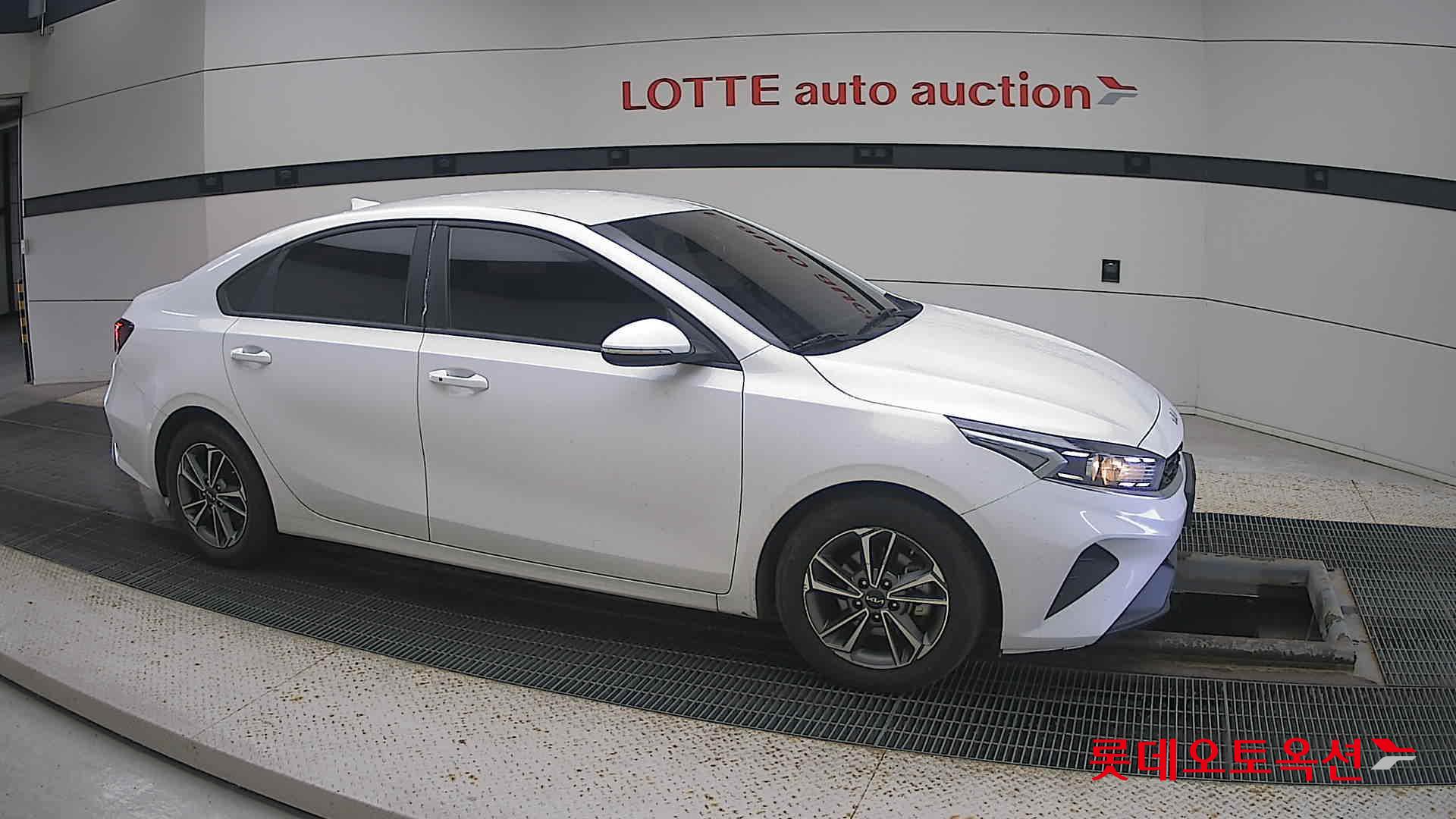 Kia K3 id 3461979 из Кореи 17