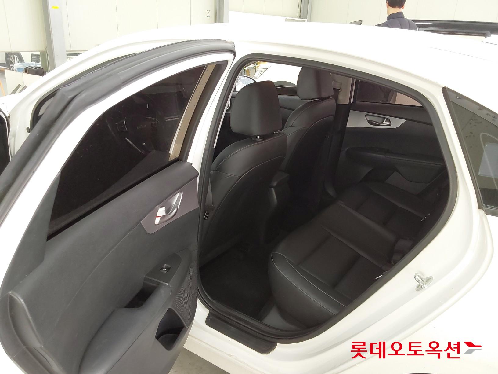 Kia K3 id 3461979 из Кореи 36