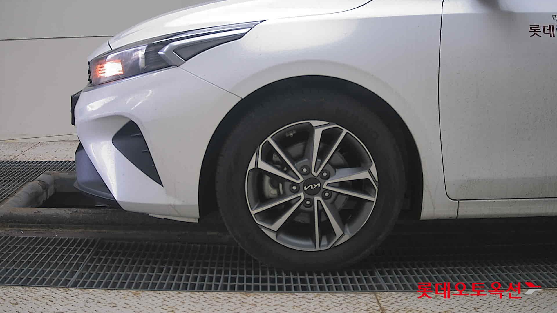 Kia K3 id 3466841 из Кореи 21