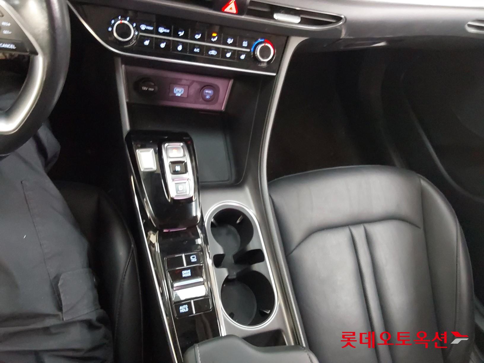 Hyundai Sonata id 3466817 из Кореи 33