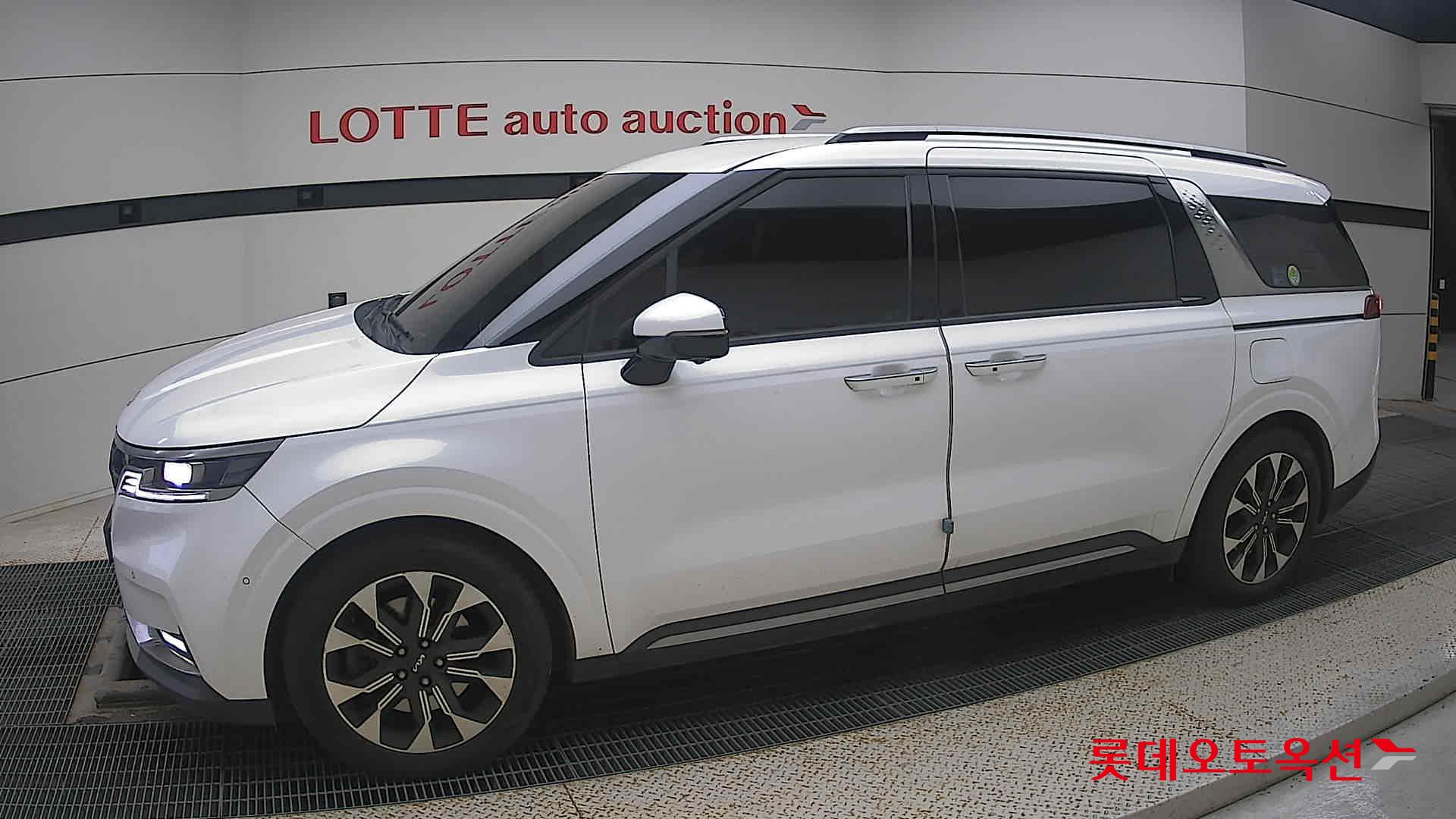 Kia Carnival id 3466786 из Кореи 12