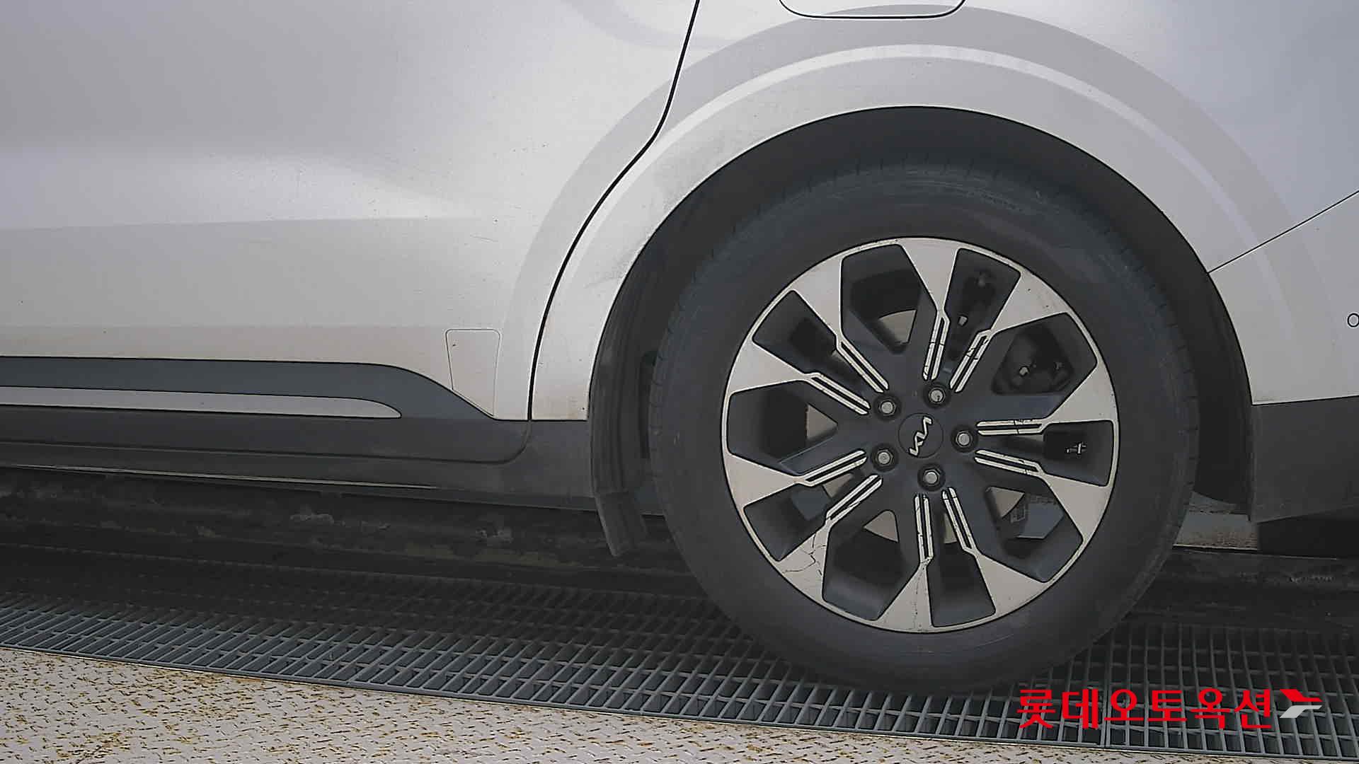 Kia Carnival id 3466786 из Кореи 22