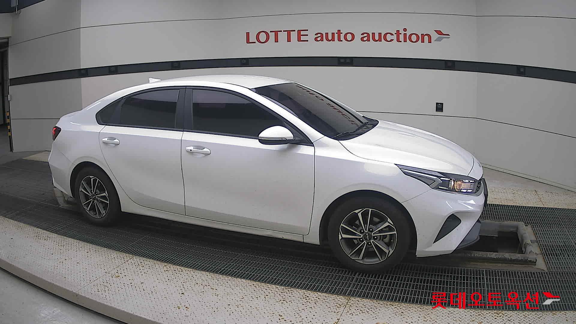 Kia K3 id 3461953 из Кореи 17