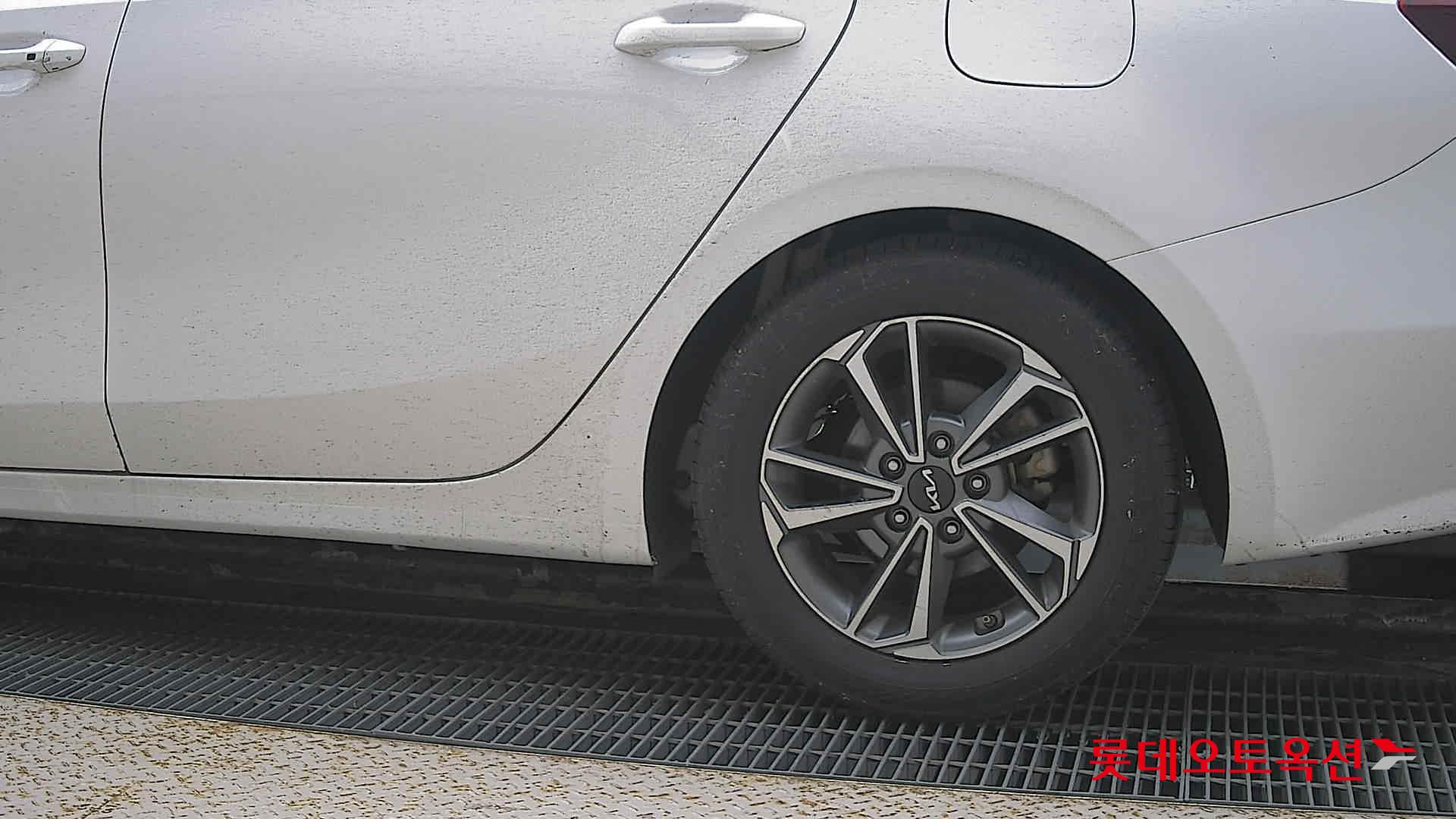 Kia K3 id 3461953 из Кореи 22