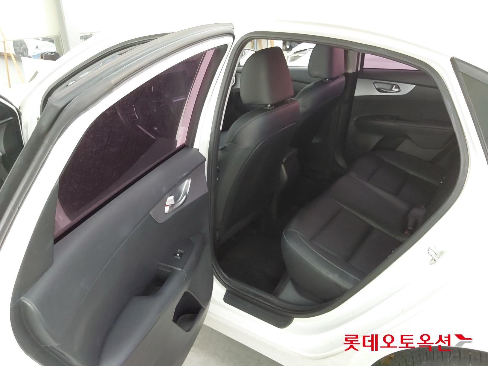 Kia K3 id 3461953 из Кореи 36