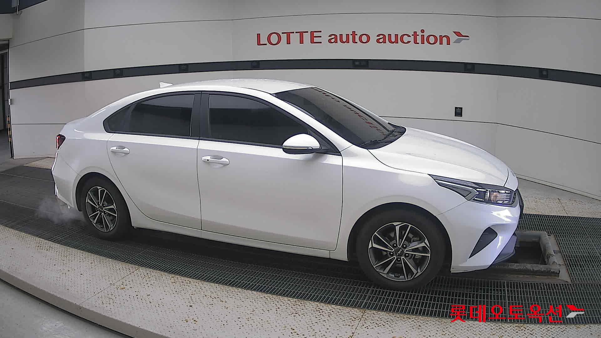 Kia K3 id 3461976 из Кореи 17