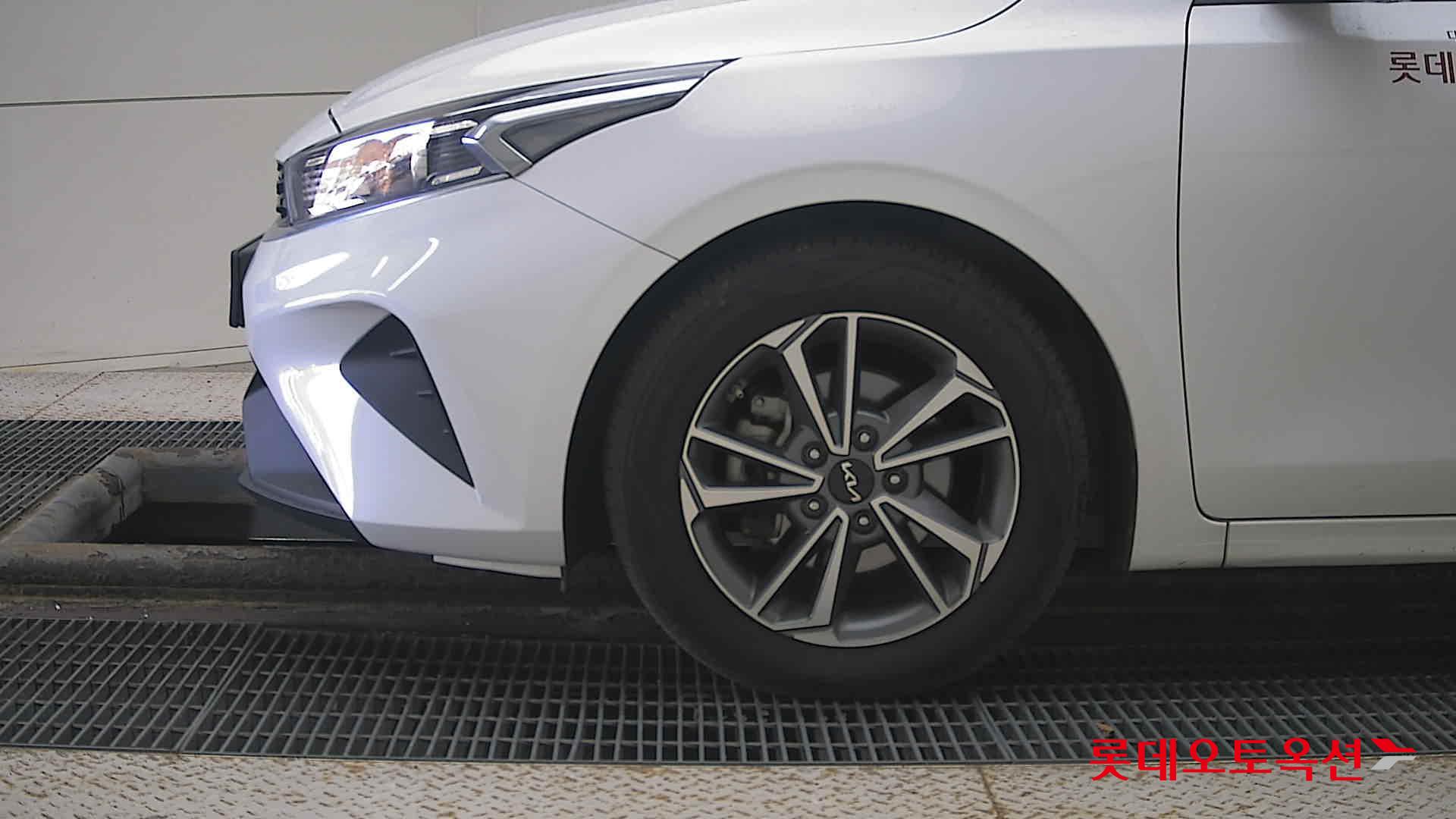 Kia K3 id 3461976 из Кореи 21