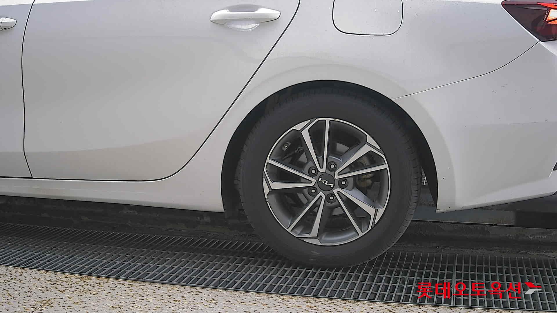 Kia K3 id 3461976 из Кореи 22