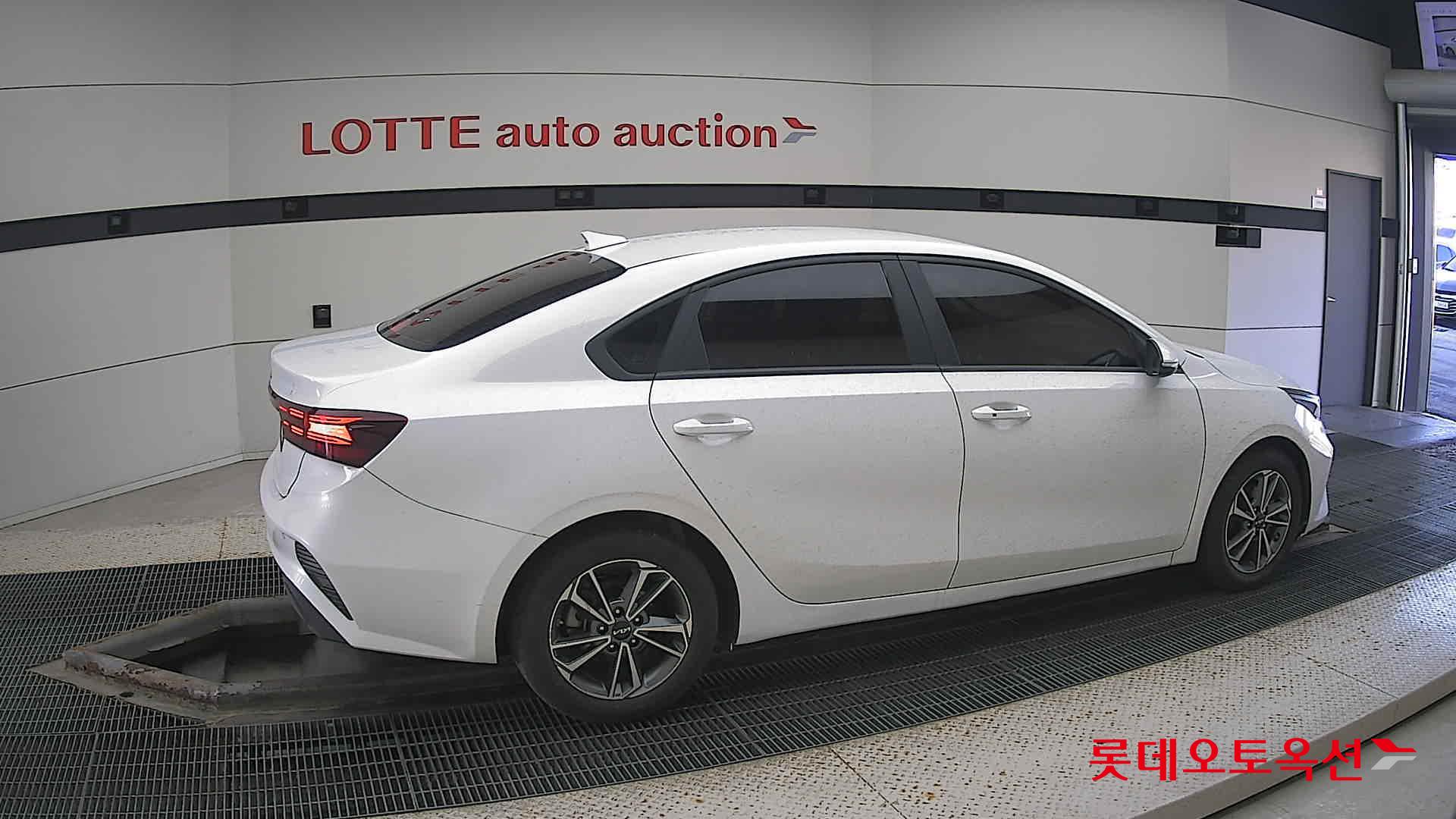 Kia K3 id 3461942 из Кореи 18