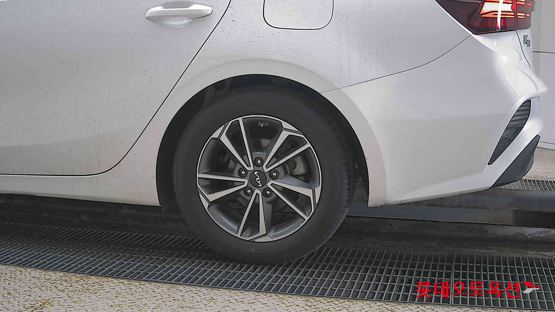 Kia K3 id 3461942 из Кореи 22