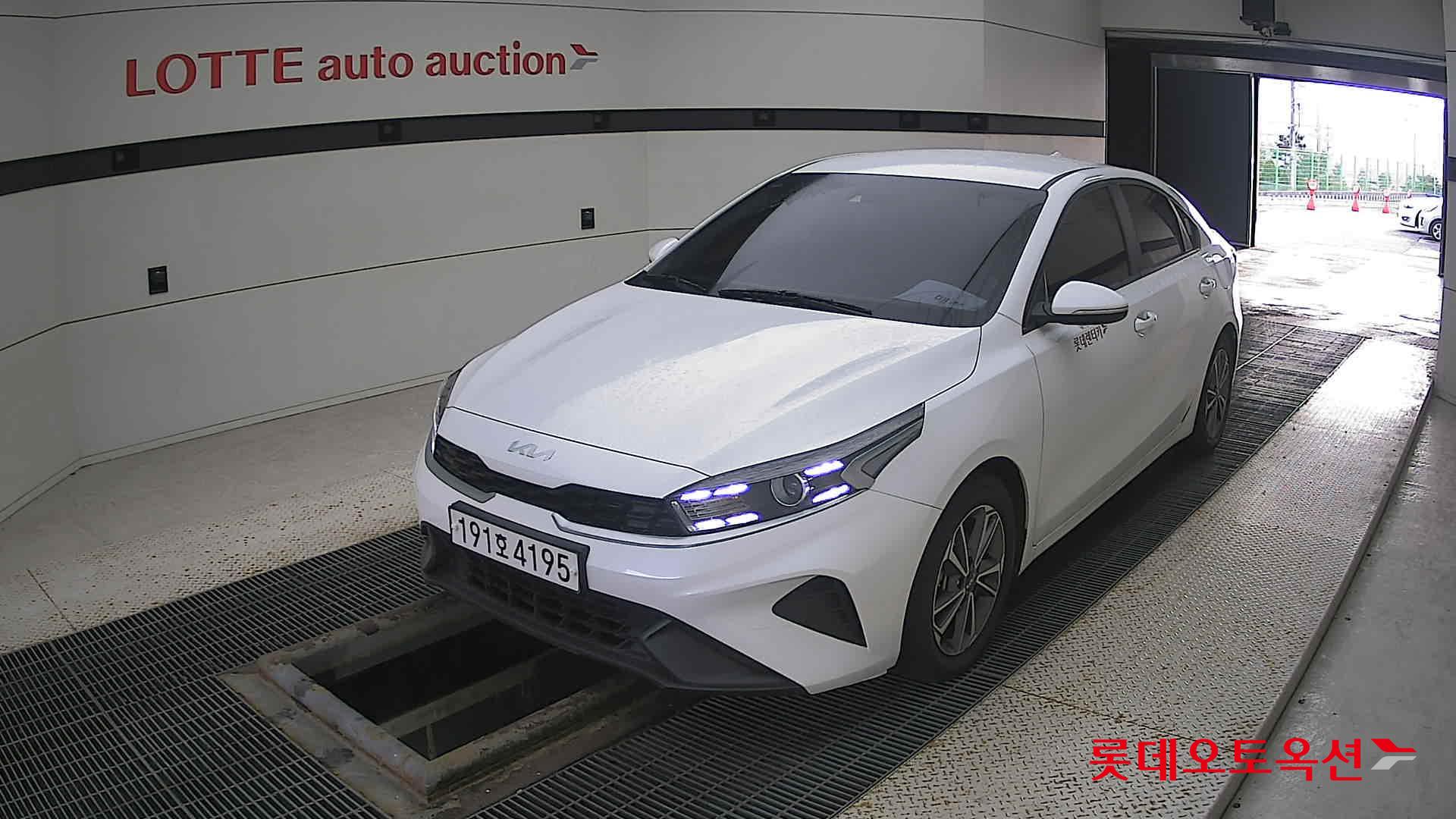 Kia K3 id 3466832 из Кореи 14