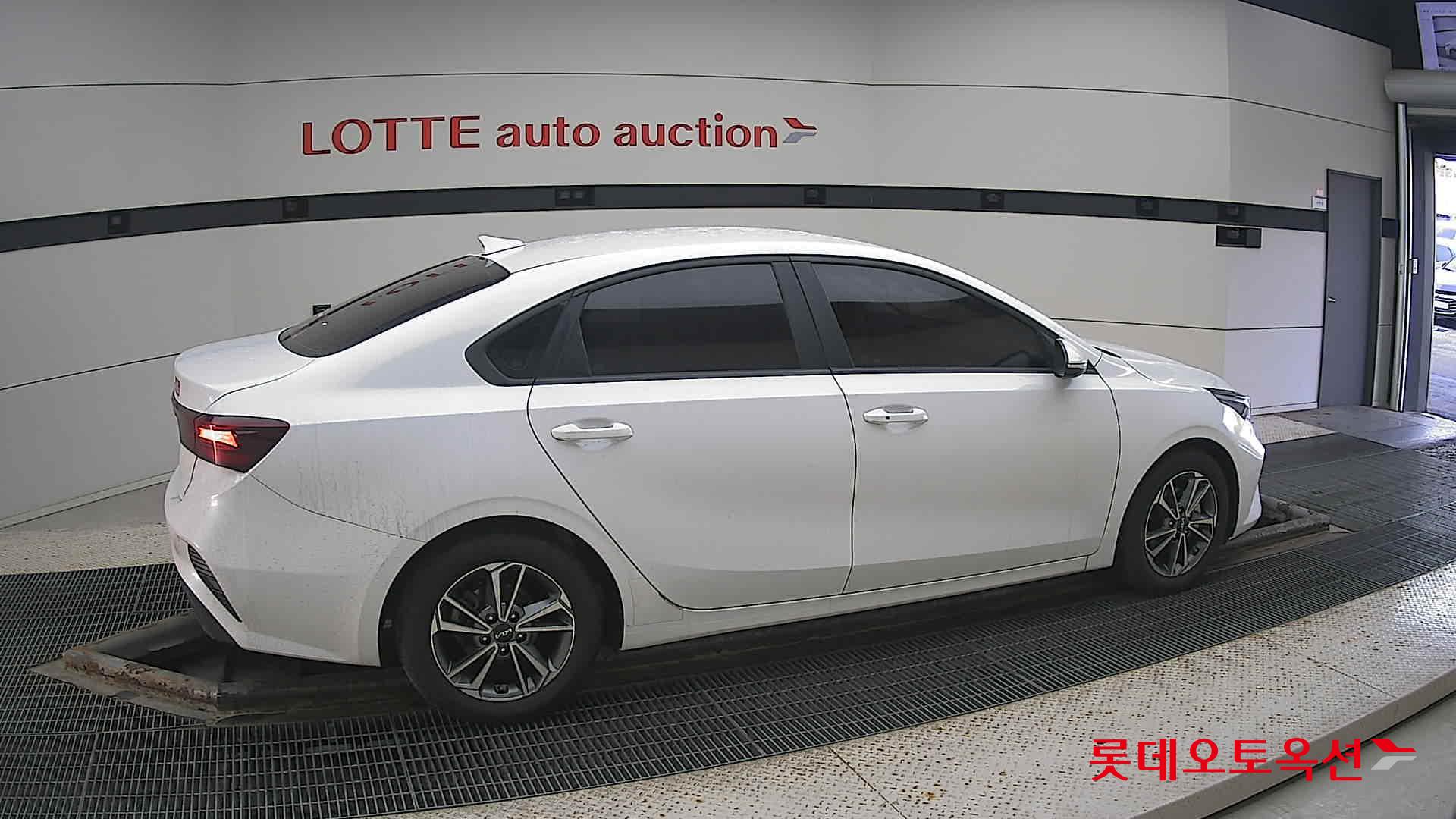 Kia K3 id 3466832 из Кореи 18