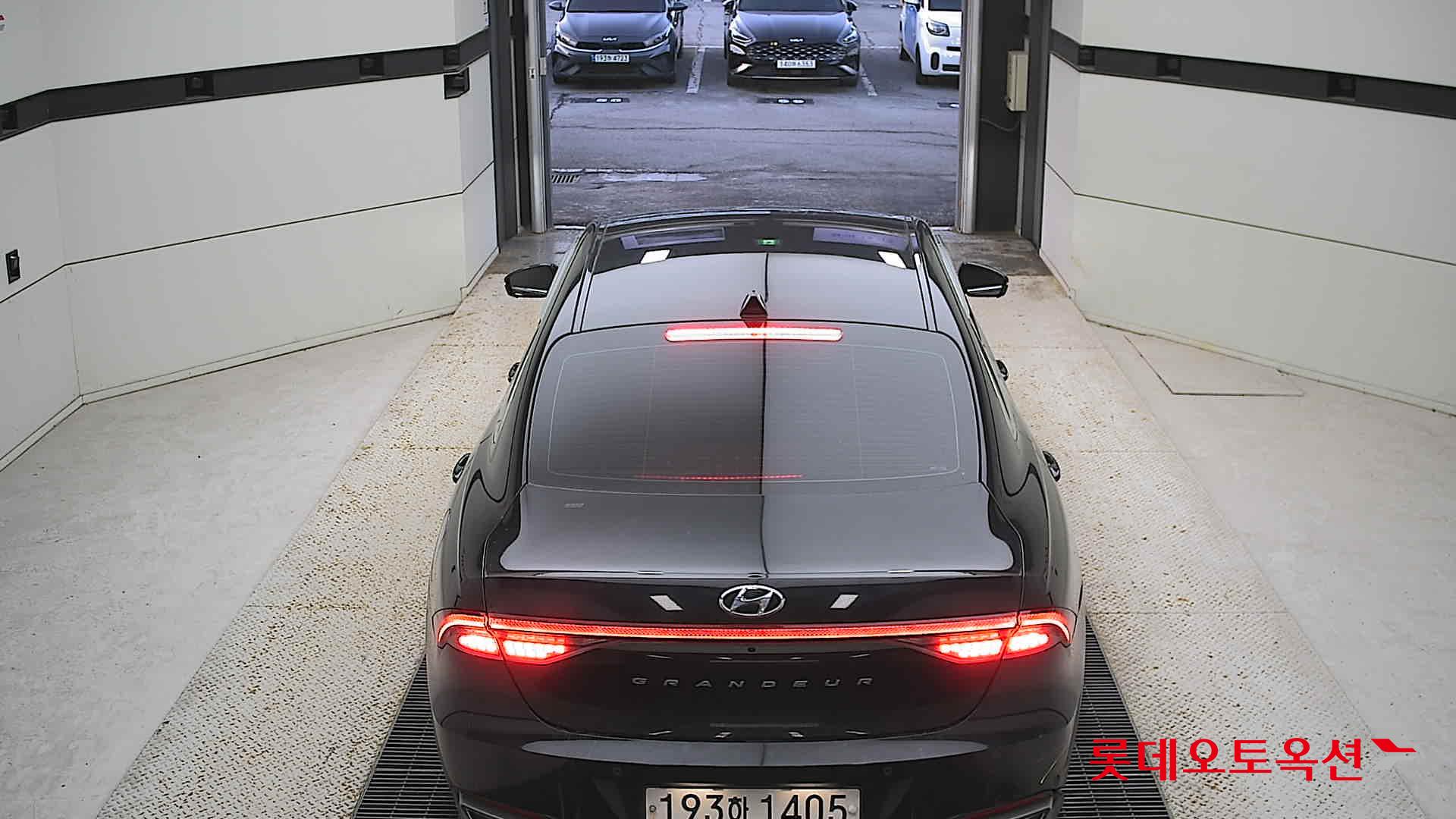 Hyundai Grandeur Hybrid 2022 Midnight Black Pearl из Кореи, фото 5
