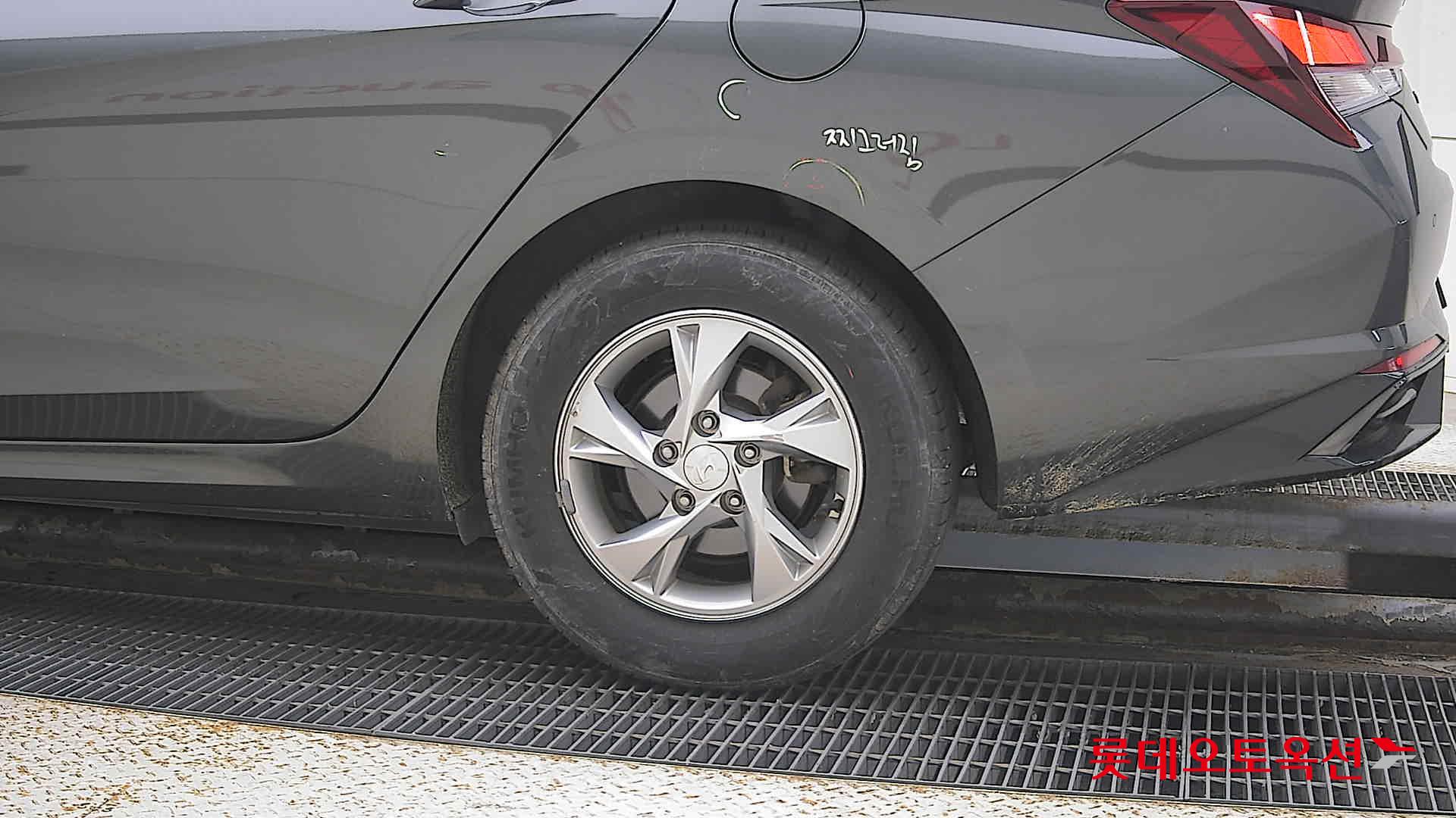 Hyundai Avante id 3461913 из Кореи 22