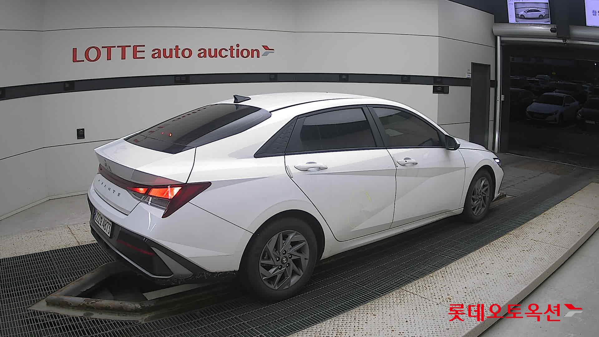 Hyundai Avante id 3466821 из Кореи 19