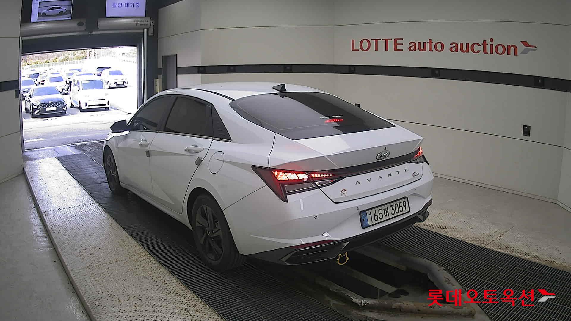 Hyundai Avante 2022 Polar White из Кореи, фото 6