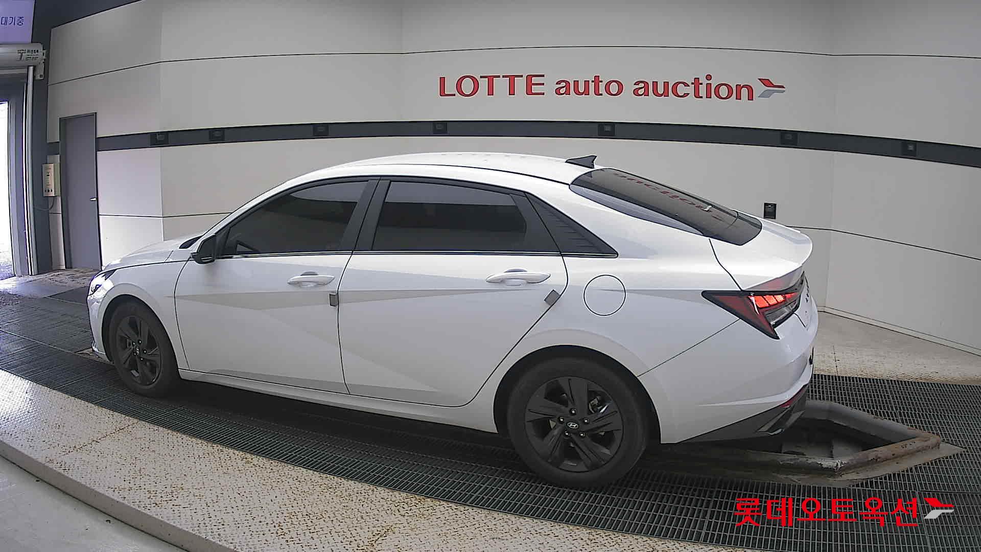 Hyundai Avante id 3466843 из Кореи 11