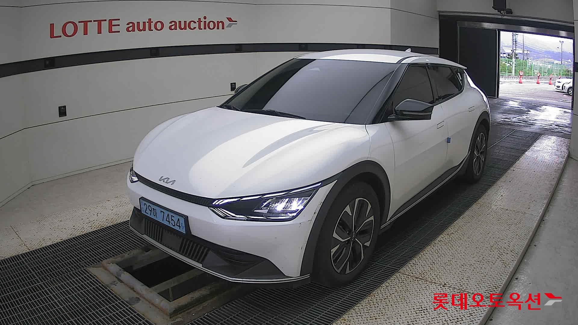 Kia EV6 id 3466787 из Кореи 14