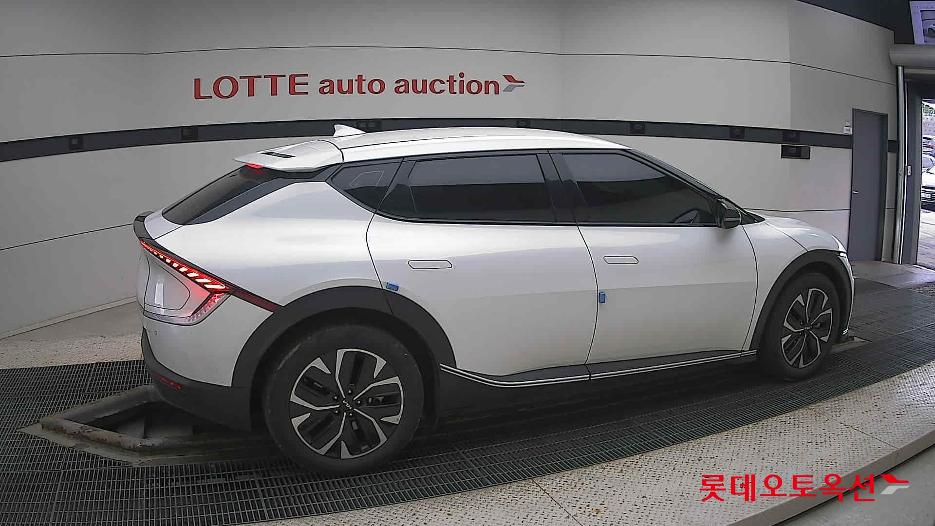 Kia EV6 id 3466787 из Кореи 18