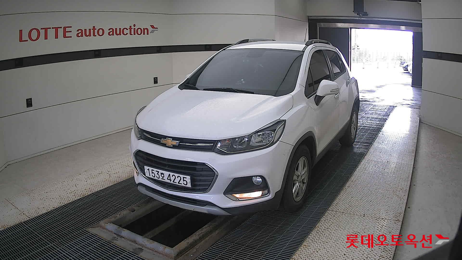 Korea G M Trax 1.4 2021 Snow White Pearl (optional) из Кореи