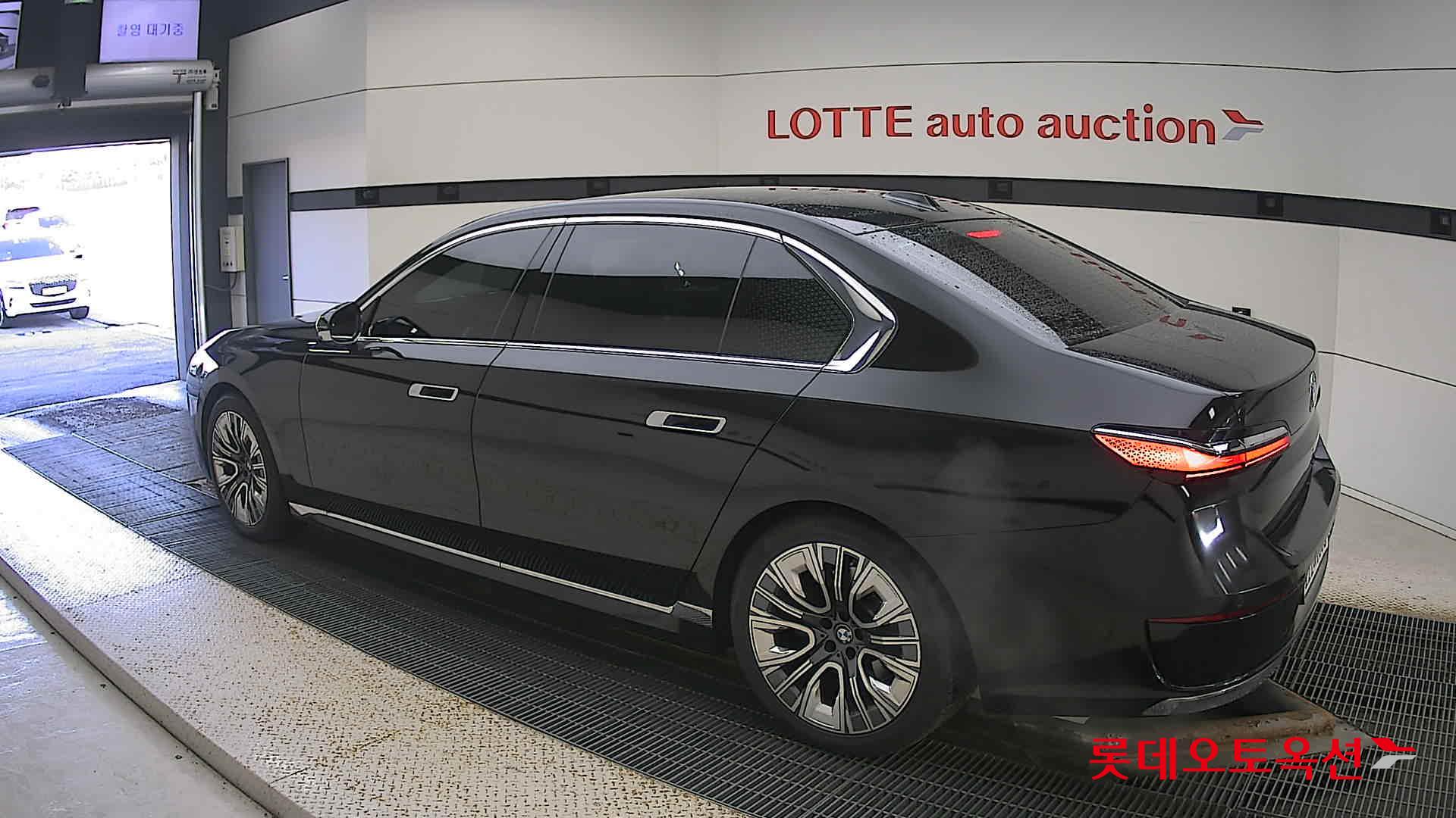 BMW  740i id 3476461 из Кореи 10