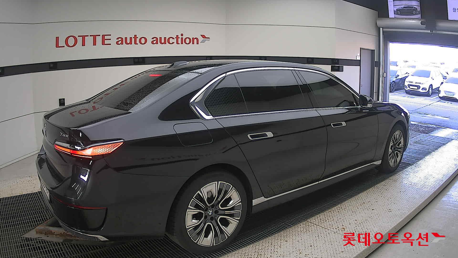 BMW  740i id 3476461 из Кореи 19