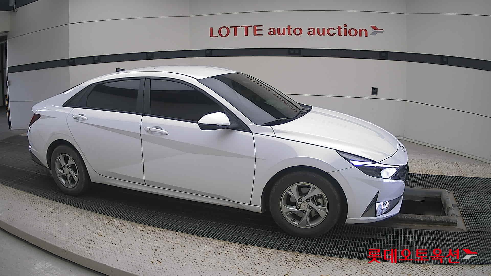 Hyundai Avante id 3461905 из Кореи 17