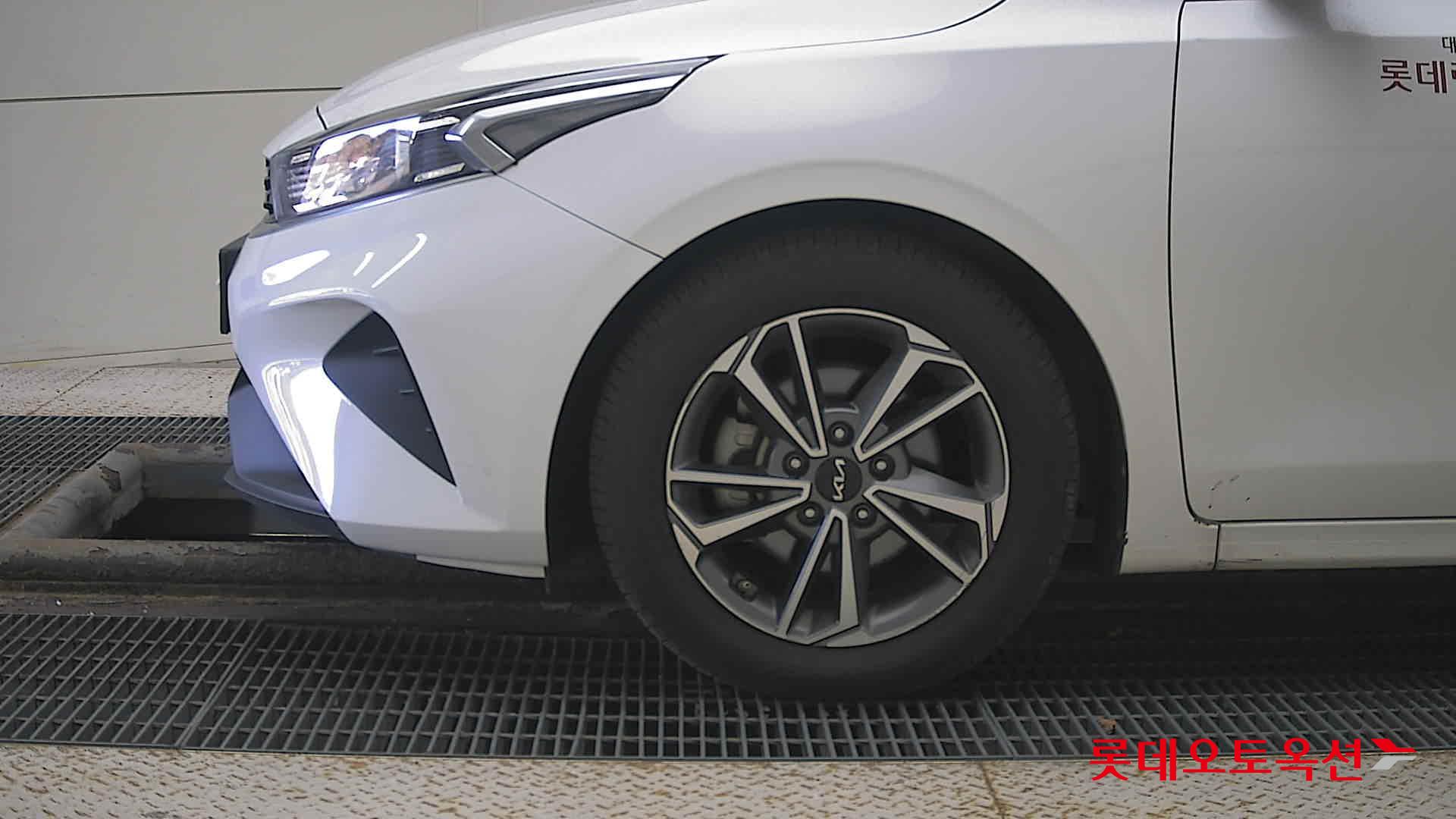 Kia K3 id 3461973 из Кореи 21