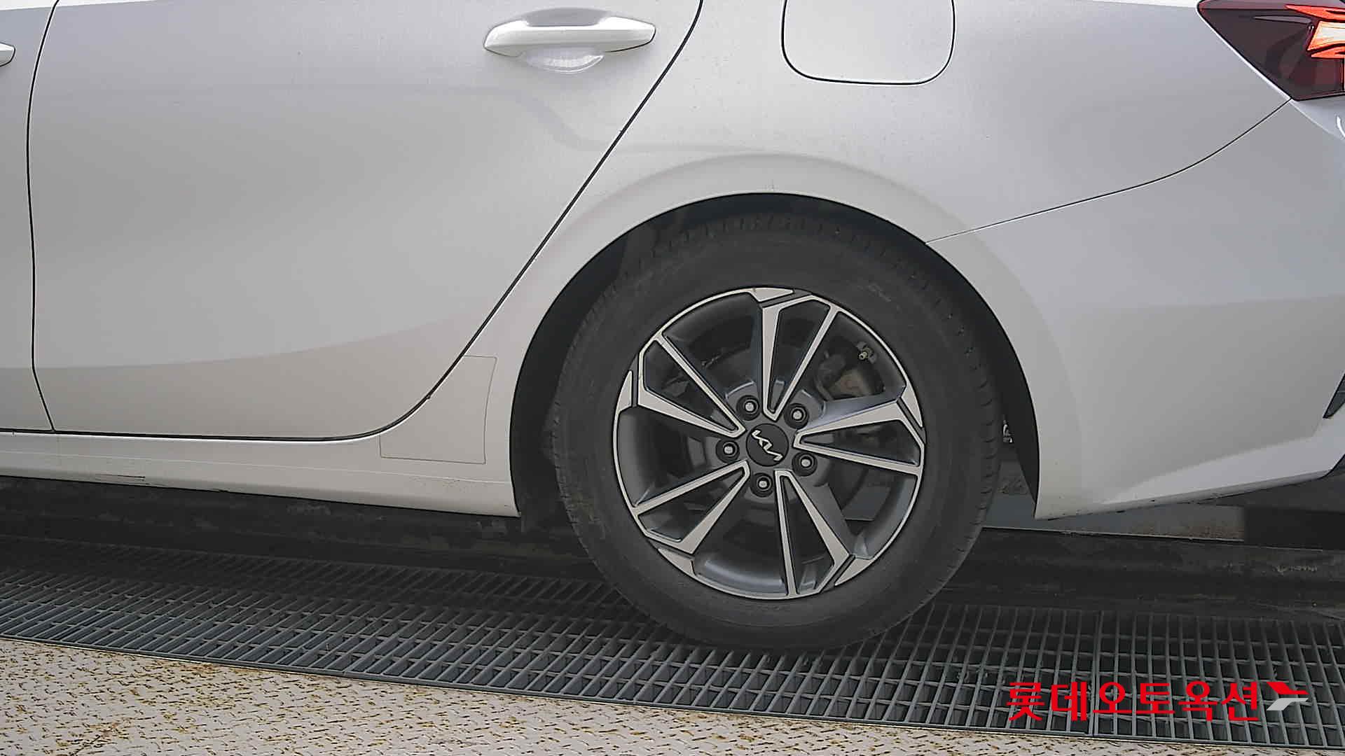 Kia K3 id 3461973 из Кореи 22