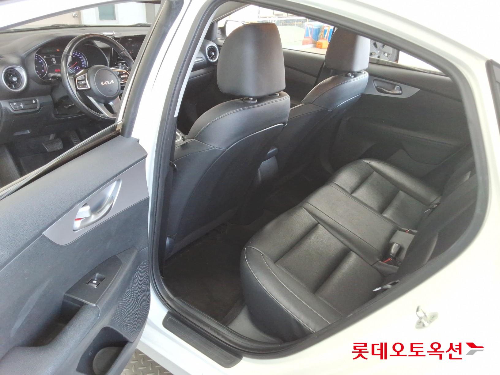 Kia K3 id 3461973 из Кореи 36