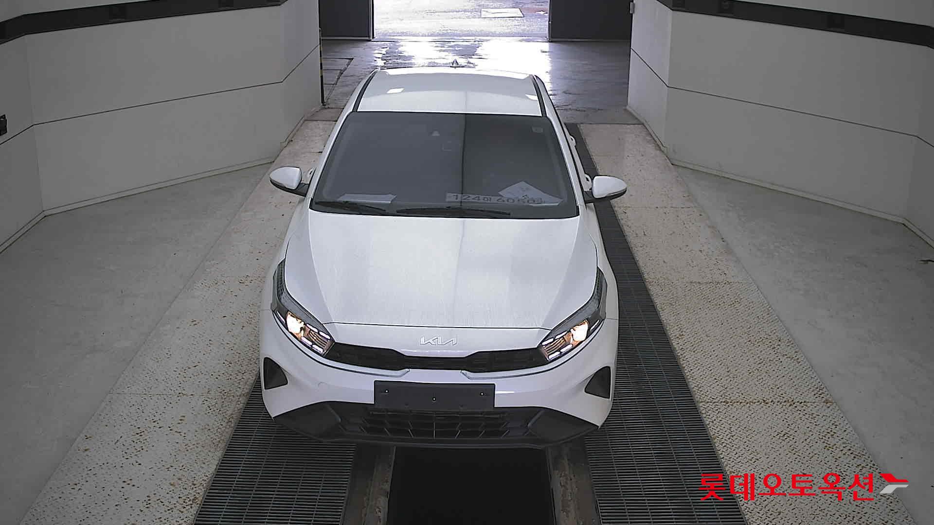 Kia K3 id 3466857 из Кореи 8