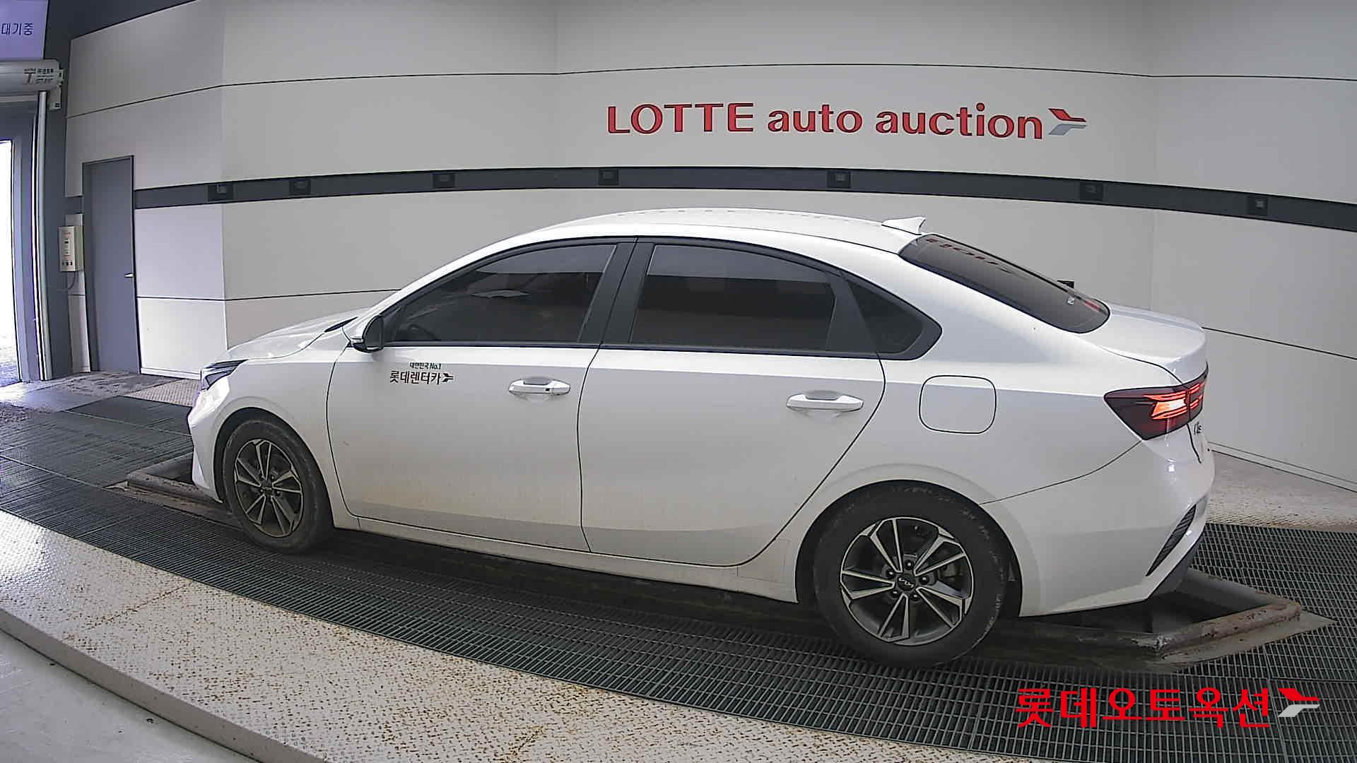 Kia K3 id 3466857 из Кореи 11