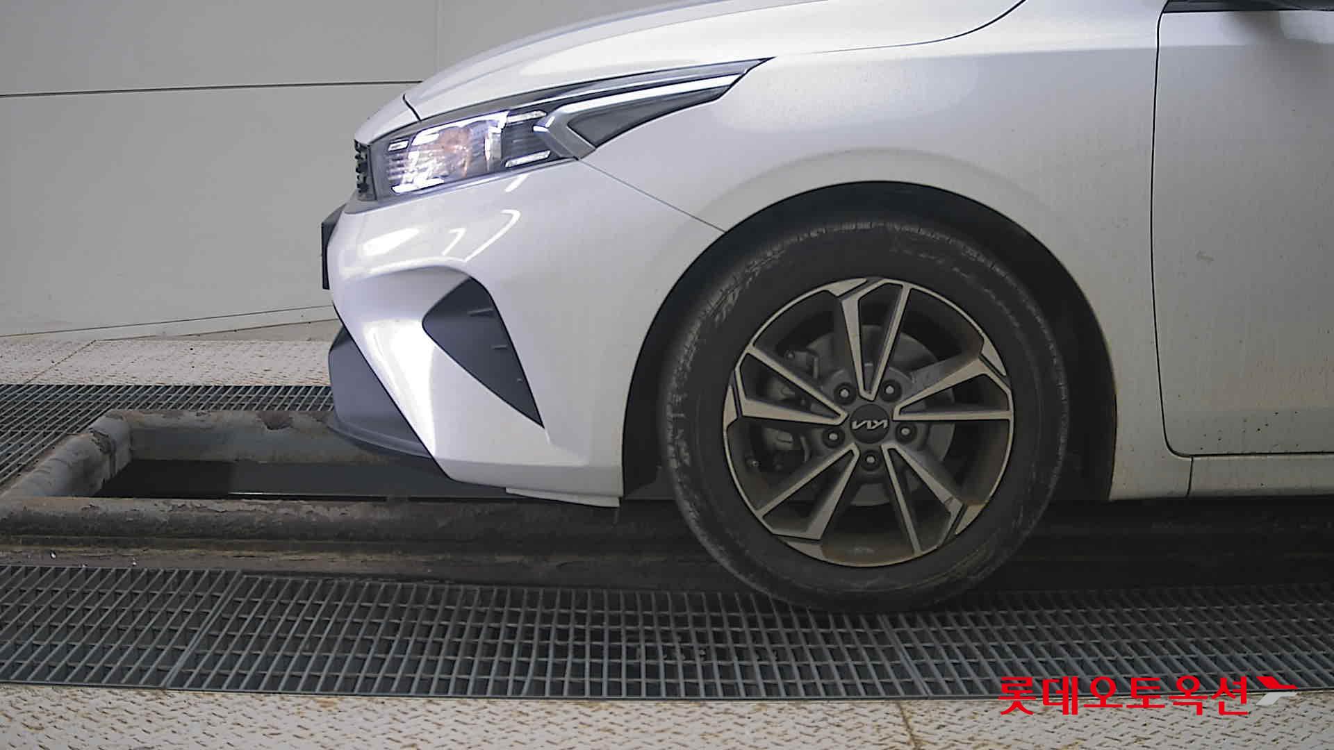 Kia K3 id 3466857 из Кореи 21