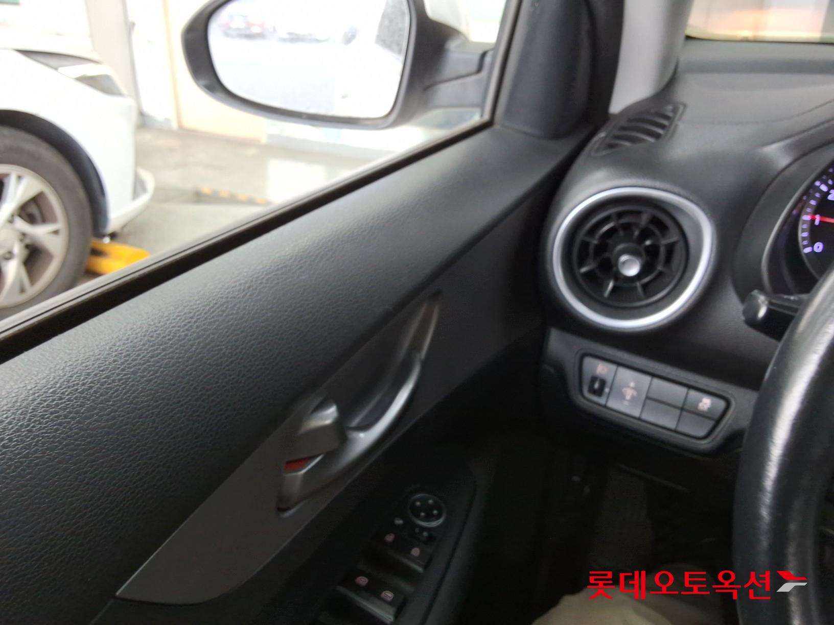 Kia K3 id 3466857 из Кореи 28