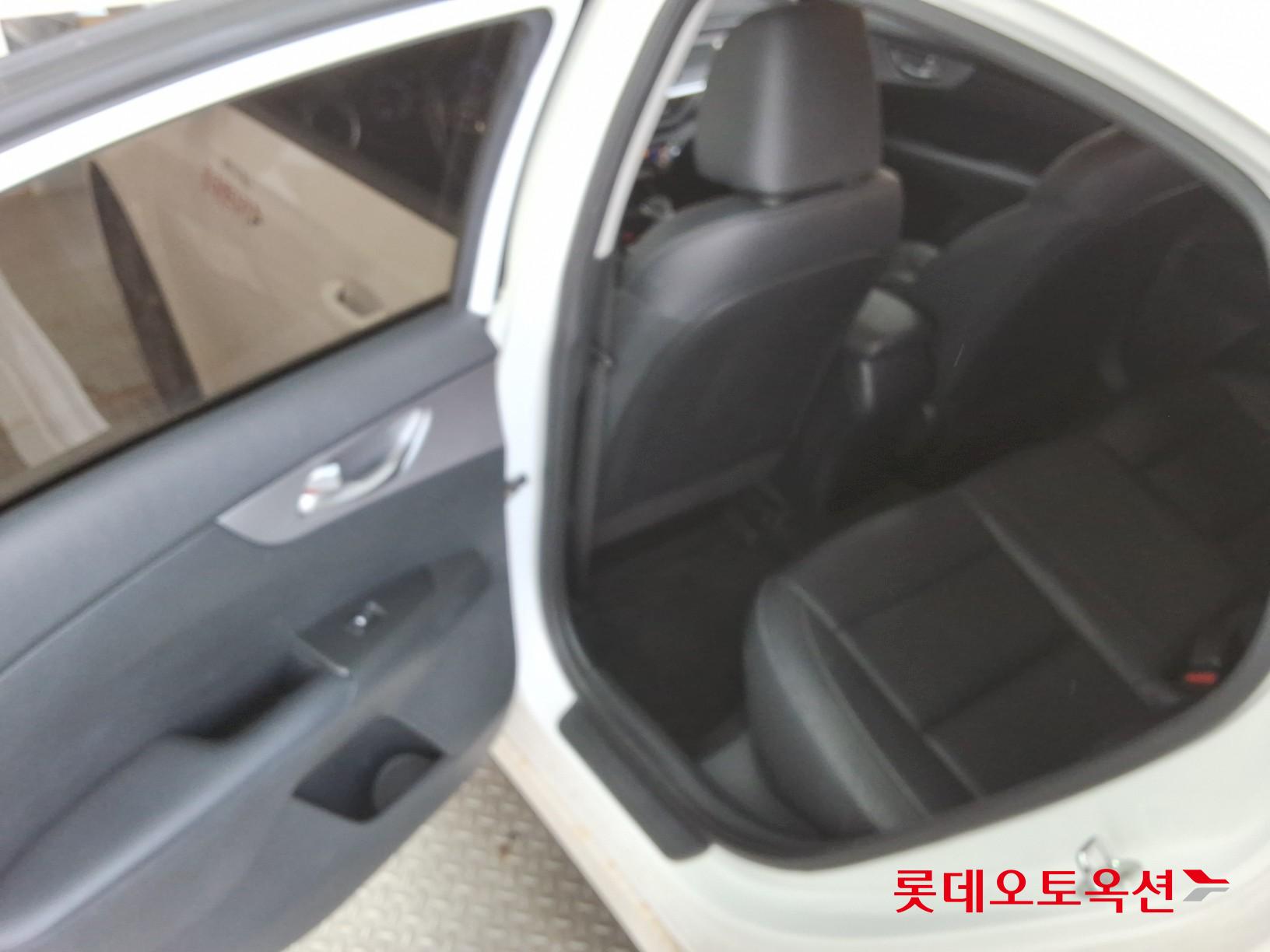 Kia K3 id 3466857 из Кореи 36