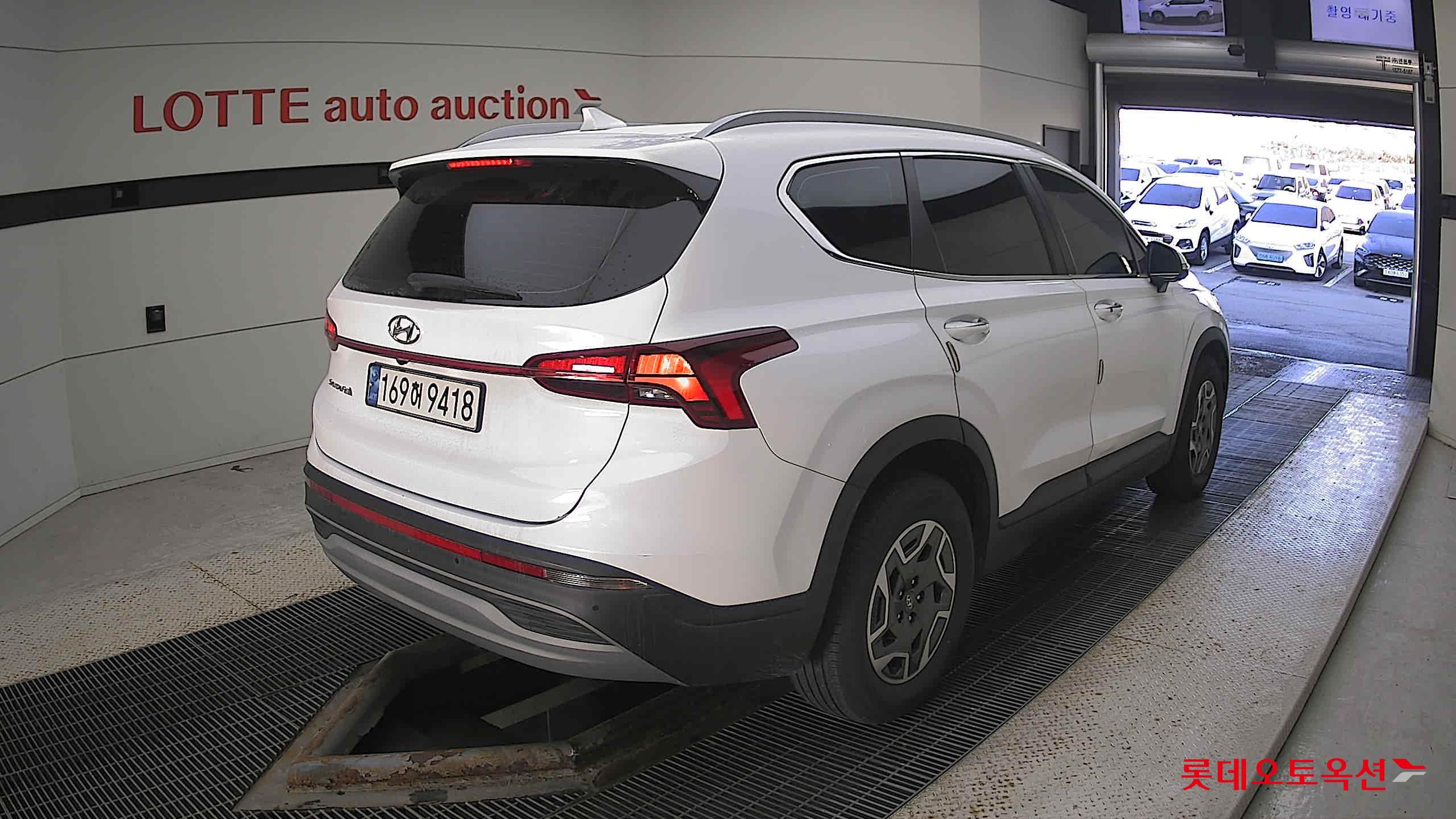 Hyundai Santa Fe Hybrid 2022 Creamy White Pearl (optional) из Кореи, фото 4
