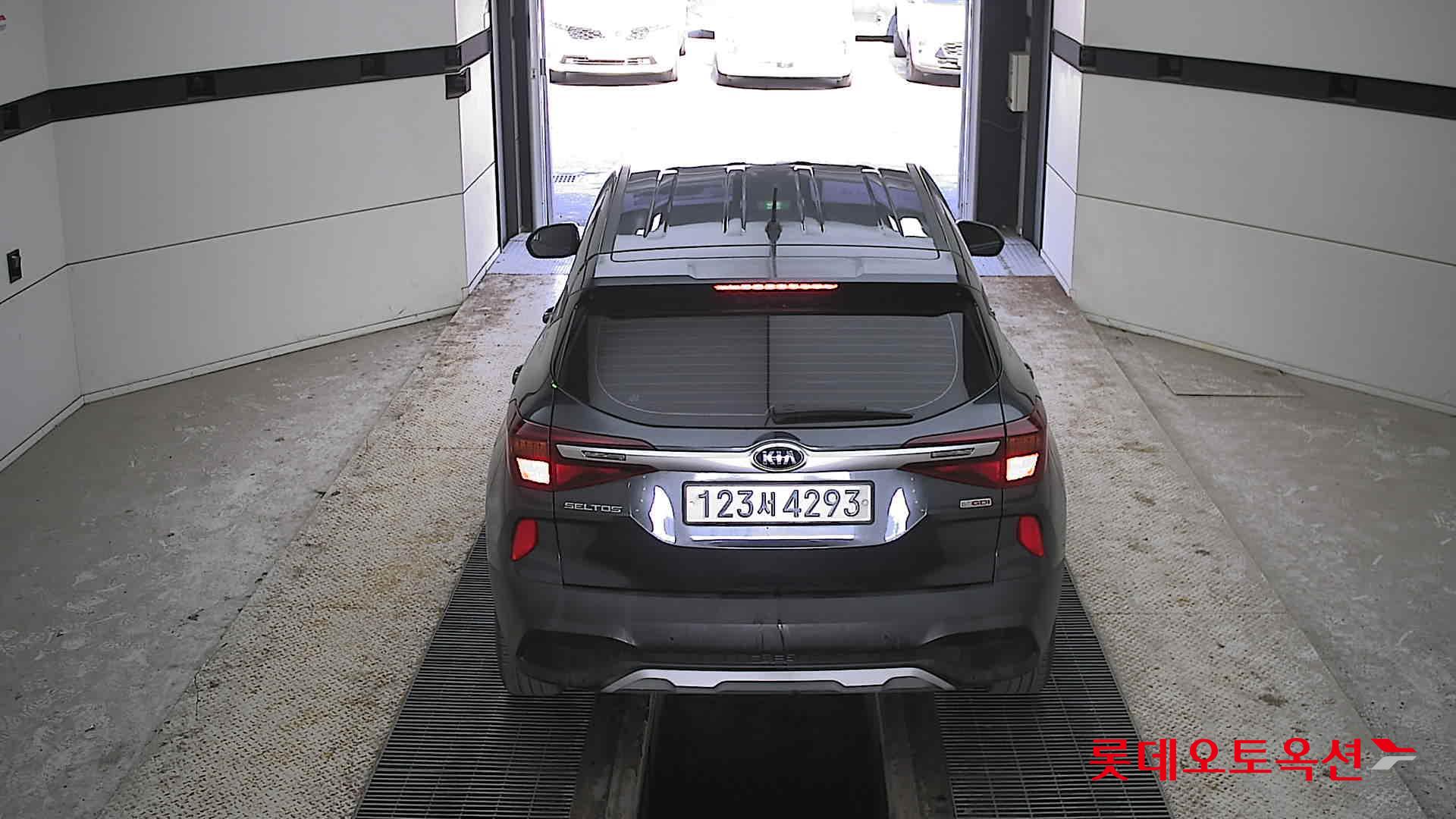 Kia Seltos 2020 Gravity Gray из Кореи, фото 5