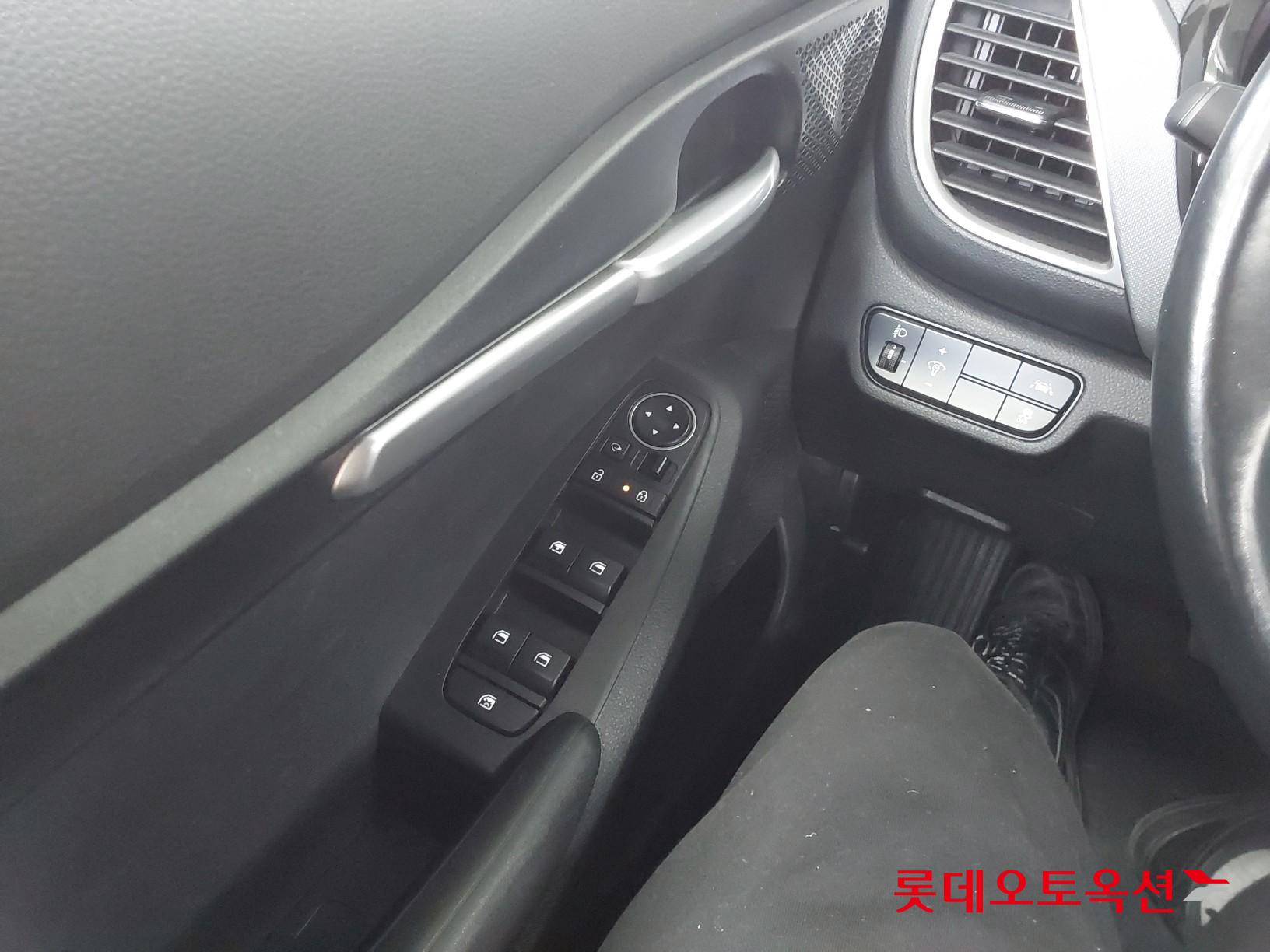 Kia Seltos id 3822984 из Кореи 28