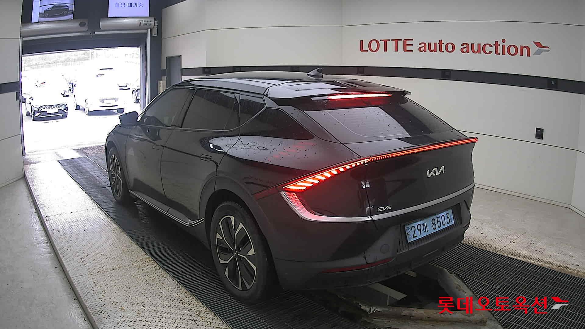 Kia EV6 2022 Aurora Black Pearl из Кореи, фото 6