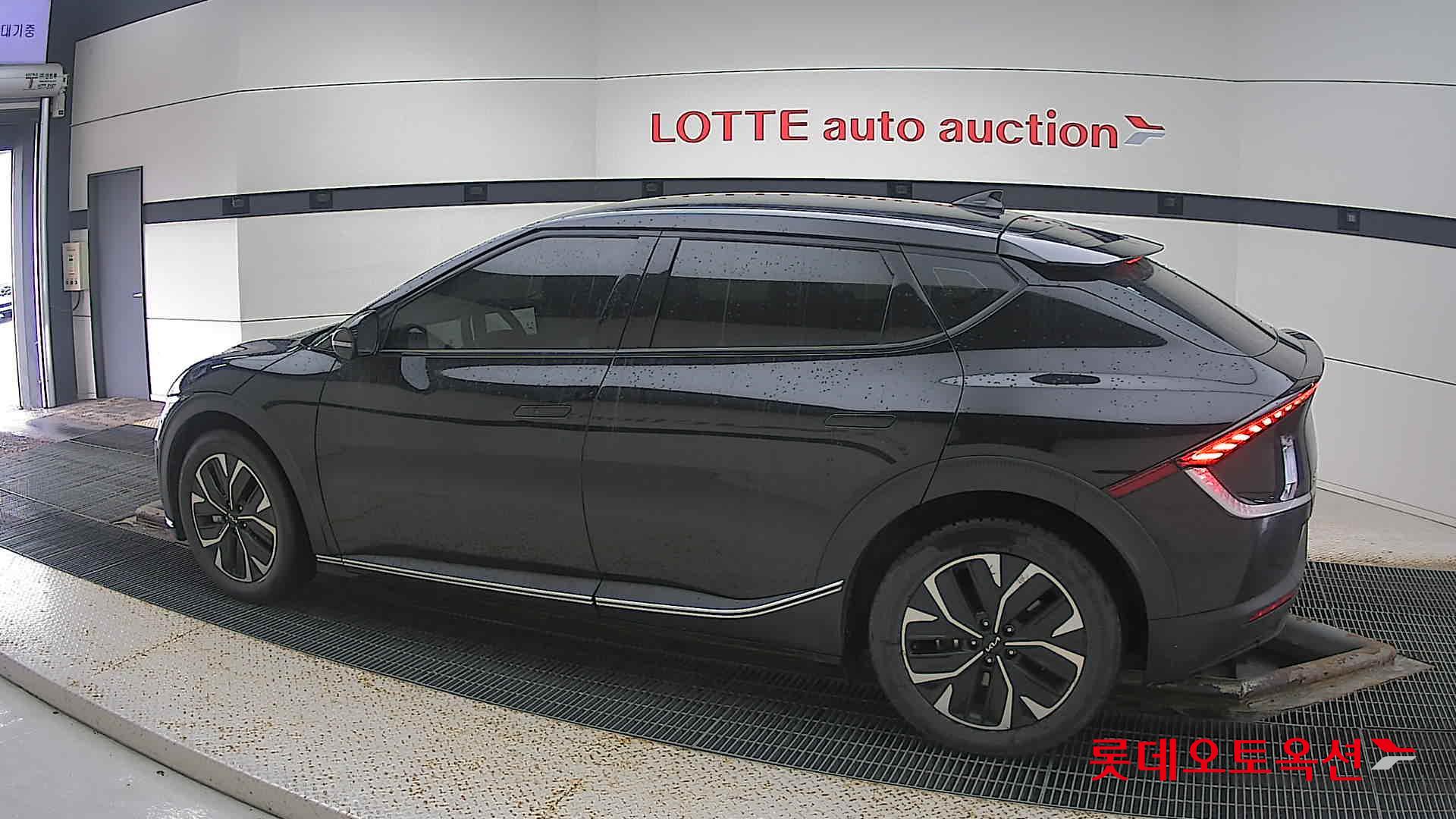 Kia EV6 id 3471562 из Кореи 11