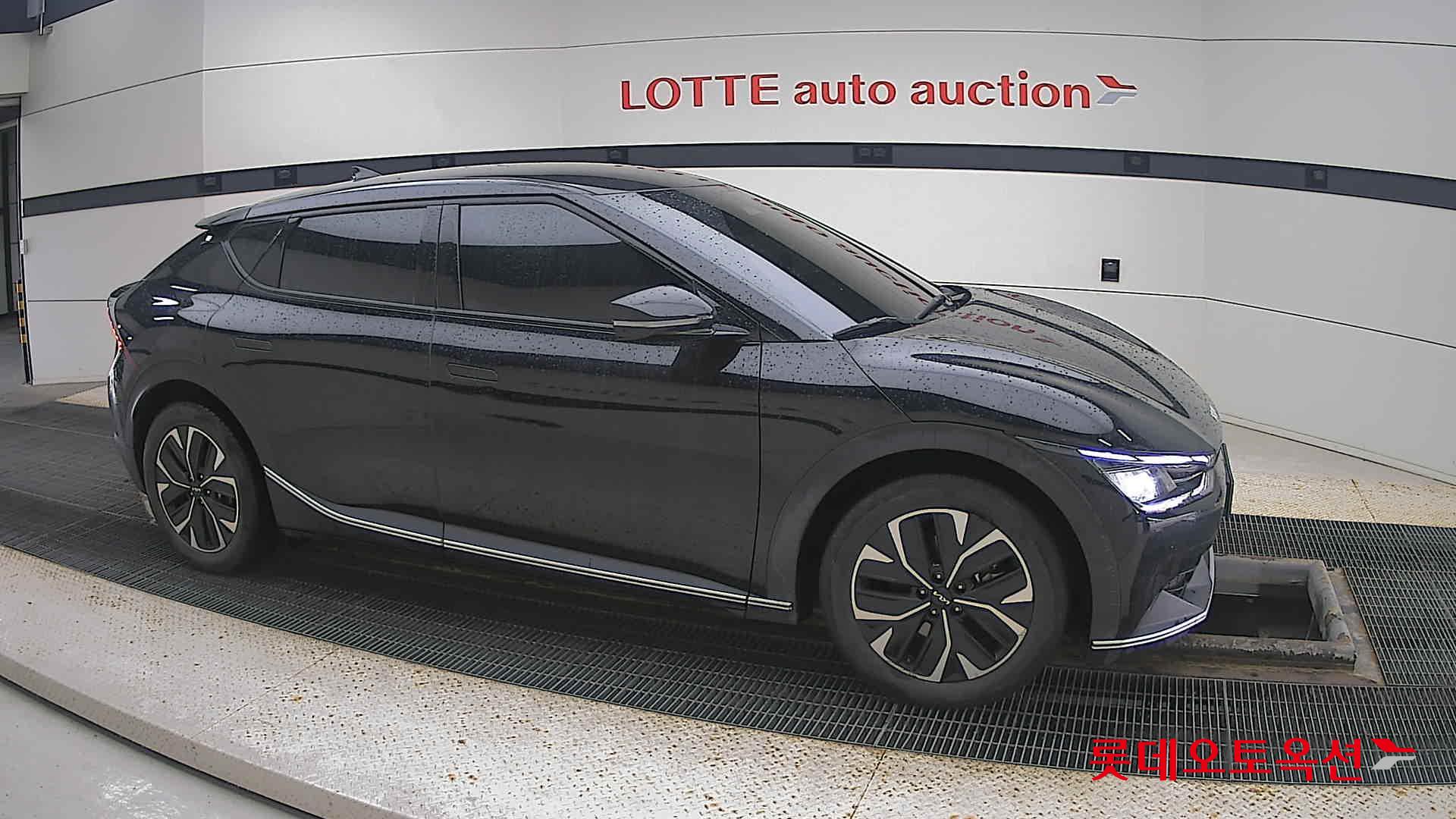 Kia EV6 id 3471562 из Кореи 17