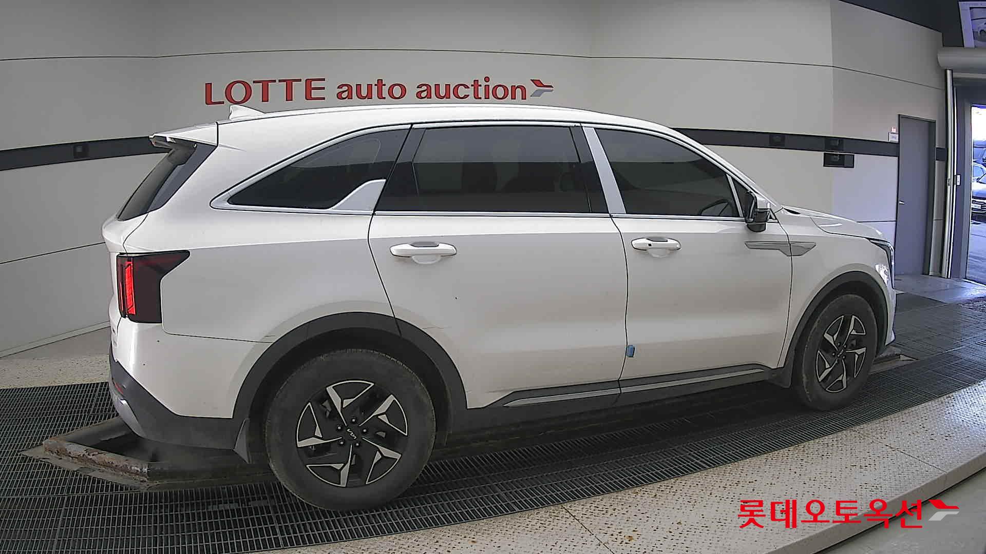 Kia Sorento Hybrid id 3476485 из Кореи 18