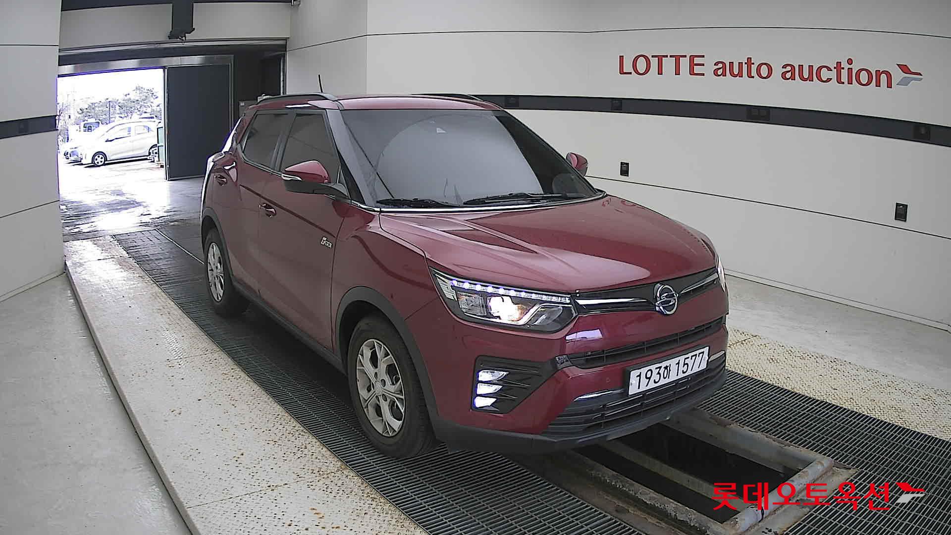 SsangYong Tivoli 2022 Cherry Red из Кореи, фото 2