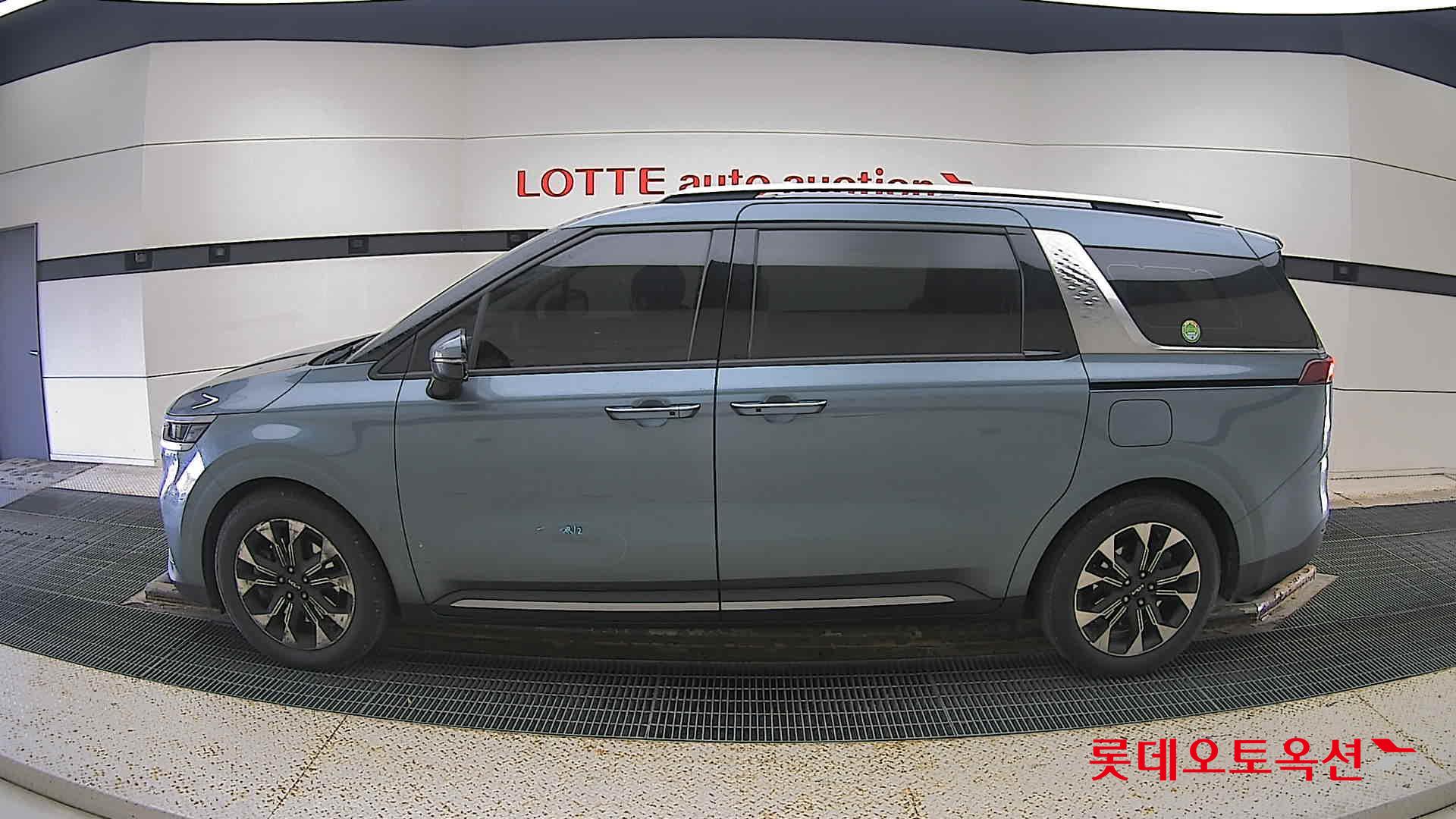 Kia Carnival Limousine id 3461971 из Кореи 7