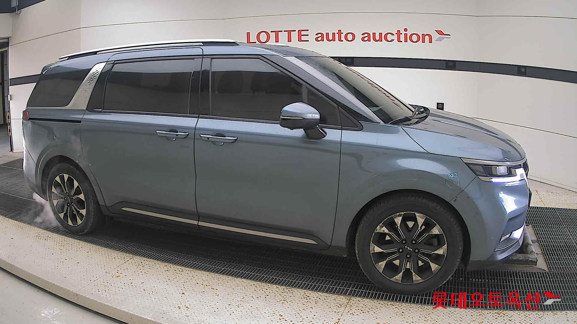 Kia Carnival Limousine id 3461971 из Кореи 17