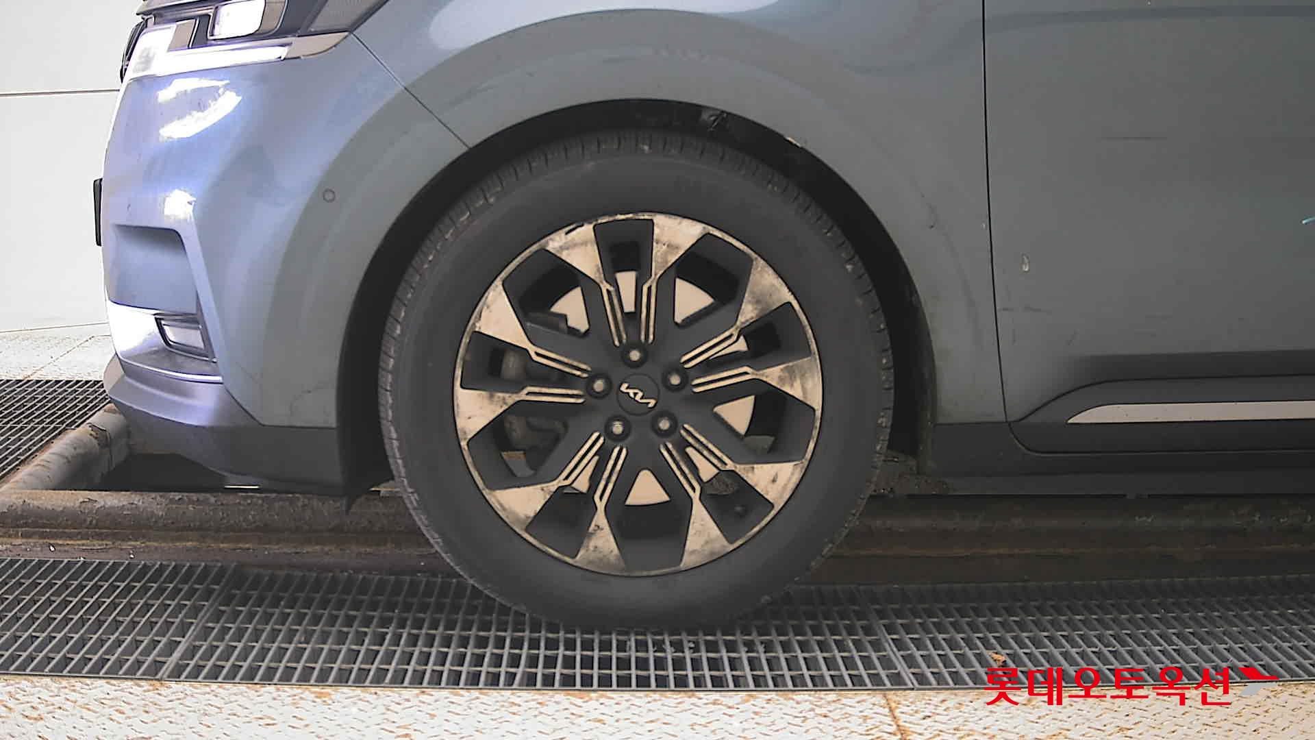 Kia Carnival Limousine id 3461971 из Кореи 21