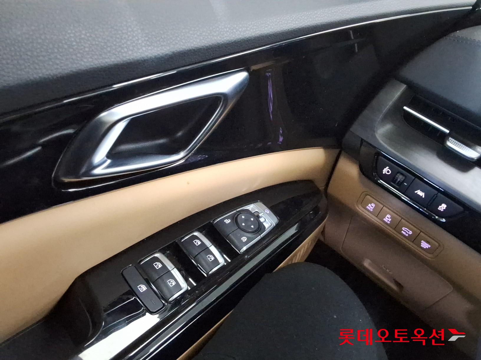 Kia Carnival Limousine id 3461971 из Кореи 28